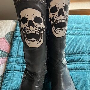 Old Gringo skull and stud boots.